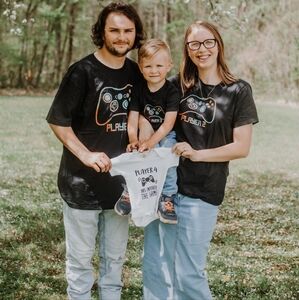 Meet your Posher, Nikolas and Shelby